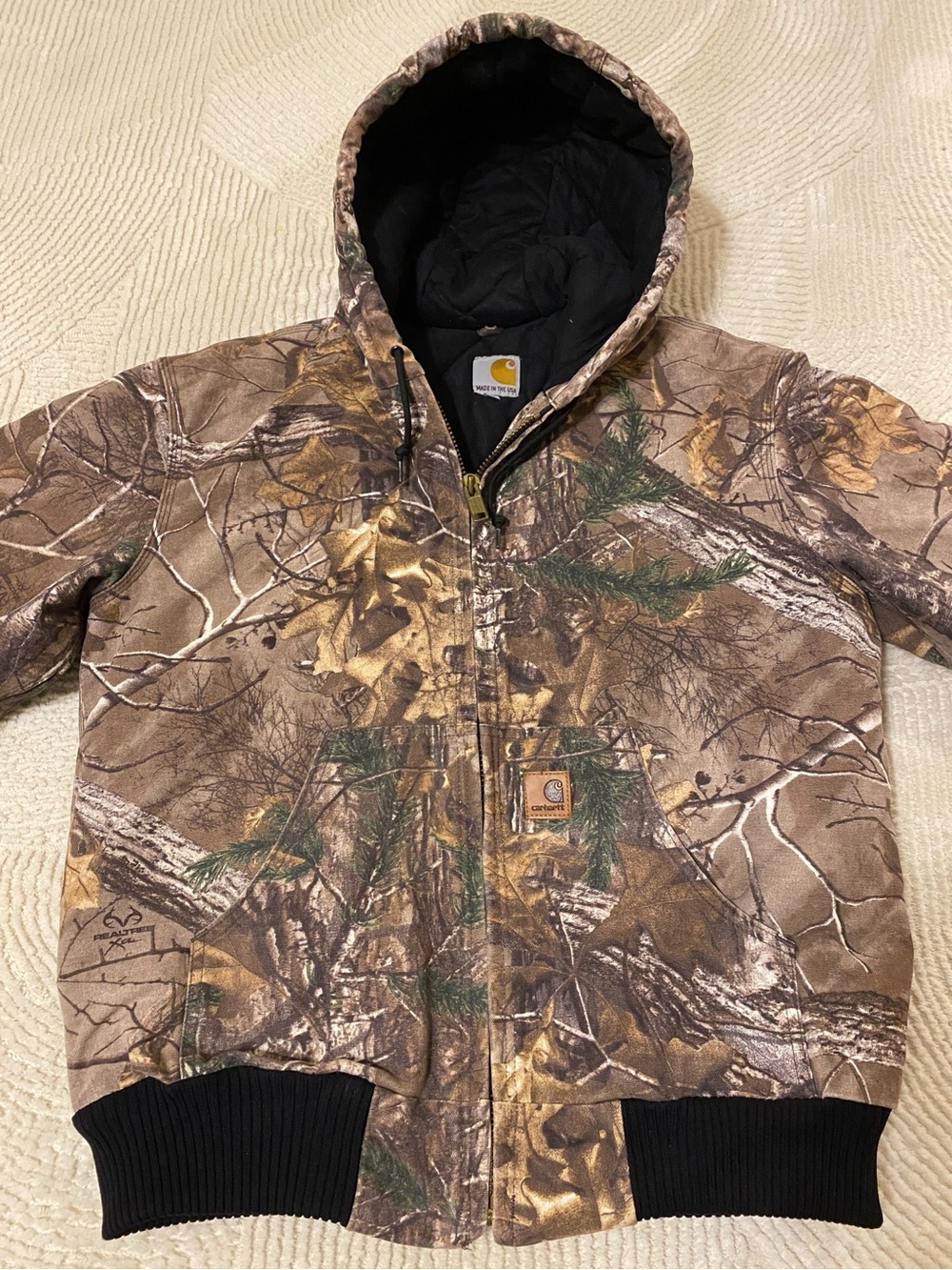 Carhartt Quilt-Lined Real Tree Xtra Camo Hunting Jacket (Style J221 977) Mens Sm